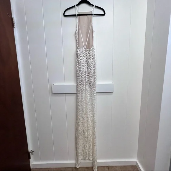 HOLD Stone Cold Fox Logan Crochet White Cream Lace Maxi Dress Bridal Sz 1 - Picture 3 of 11